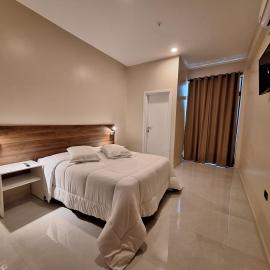 Hotel Brasil，位于Caazapa New的酒店