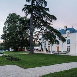 Domaine de l'Ecorcerie,位于普瓦捷的酒店