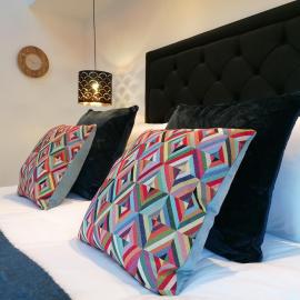1 bedroom suite in Holt with parking