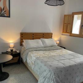 Habitación independiente 2 en casa particular，位于乌特雷拉的酒店