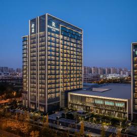 Renaissance Qingdao Hotel，位于青岛的酒店