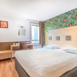 Atoll Hotel Logis Angers, Beaucouzé,位于博库泽的酒店