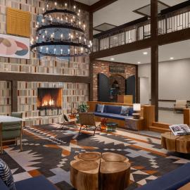 Valley River Inn，位于尤金的酒店