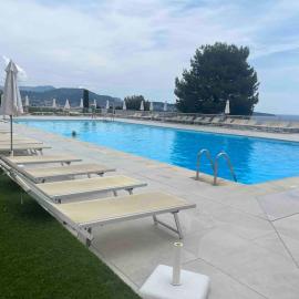 Beautiful Apartment Pool & Garage See View