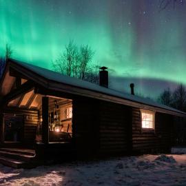 Arctic Lakeside Holiday Cottage near Ivalo - Minna-Carita's，位于伊瓦洛的酒店