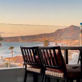 Luxury, Ocean View, Pool, Jacuzzi, Valle de Guadalupe, Los Portales De Garcia, Splash, Encanto Restaurants, Surf Breaks in Primo Tapia, Rosarito，位于罗萨里托的酒店