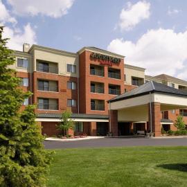 Courtyard by Marriott Akron Stow，位于Stow的酒店