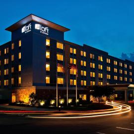 Aloft by Marriott Charlotte Ballantyne，位于夏洛特的酒店