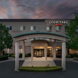 Courtyard Chico,位于奇科的酒店