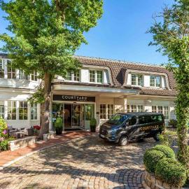 Courtyard by Marriott Hamburg Airport，位于汉堡的酒店