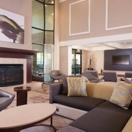 Courtyard Greenville-Spartanburg Airport，位于格林维尔的酒店