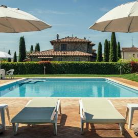 Agriturismo Casal Gheriglio，位于卢奇尼亚诺的酒店