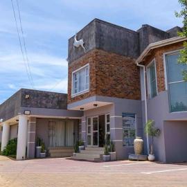 Mpala Boutique Hotel,位于布拉瓦约的酒店
