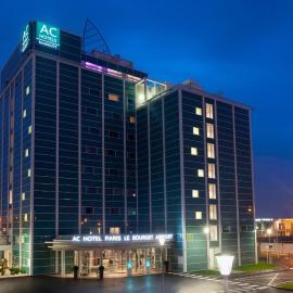 AC Hotel by Marriott Paris Le Bourget Airport，位于勒布尔热的酒店