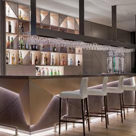 AC Hotel Porto by Marriott,位于波尔图的酒店