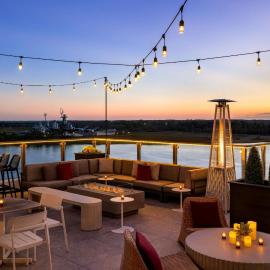 Aloft by Marriott Wilmington at Coastline Center,位于威尔明顿的酒店