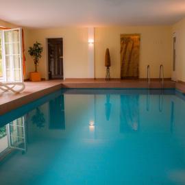 Hotel Landhaus Waldesruh，位于弗罗伊登施塔特的酒店