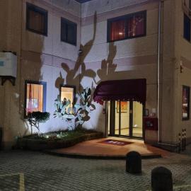 Hotel Ponsacco HP，位于蓬萨科的酒店
