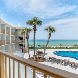 Chateau Beachfront Hotel, a By the Sea Resort,位于巴拿马城海滩的酒店