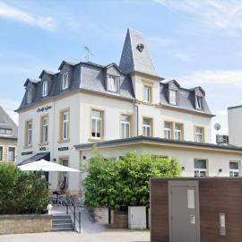 Charly's Gare,位于Senningerberg的酒店