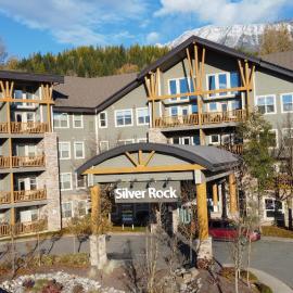 Silver Rock Condos by Fernie Central Reservations，位于弗尼的酒店