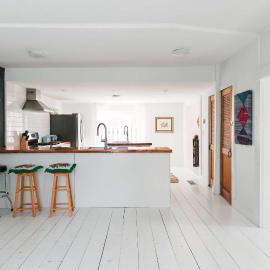 Bloomfield Bliss - Hot Tub and Walking Distance to Park ST-2019-0220，位于Bloomfield的酒店