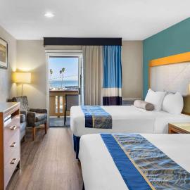 Howard Johnson by Wyndham Santa Cruz，位于圣克鲁兹的酒店