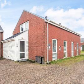 4 star holiday home in Rømø-By Traum，位于森讷比的酒店