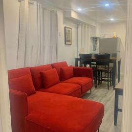 Cozy 2BR1BA apt in SilverSpeing，位于银泉的酒店