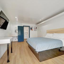 Casablanca Inn，位于Bell的酒店