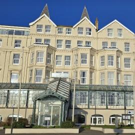 The Empress Hotel，位于道格拉斯的酒店