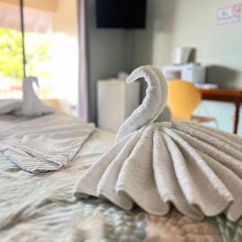 Seaview Apartel，位于卡斯特里的酒店