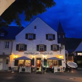 Gasthof Zur Grafschaft Veldenz，位于Veldenz的酒店