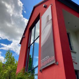 Vinotel Augustin，位于Sulzfeld am Main的酒店