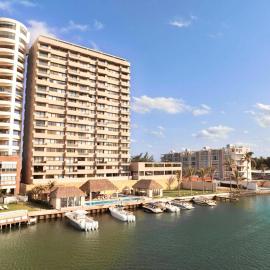Vista al Mar en 6to piso con 3 albercas 4camas y Gym，位于Conchal的酒店