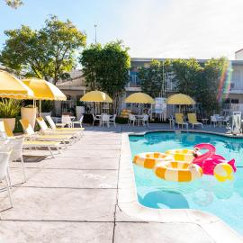 Wild Palms, a JdV by Hyatt Hotel，位于森尼维耳市的酒店