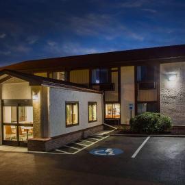 Super 8 by Wyndham Flagstaff，位于弗拉格斯塔夫的酒店