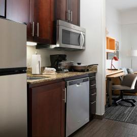 TownePlace Suites by Marriott Laredo，位于拉雷多的酒店