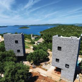 Luxury Holiday Home Itana with Private Pool and Sea View，位于Dragove的酒店