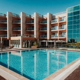 Real Marina Hotel & Spa，位于奥良的酒店
