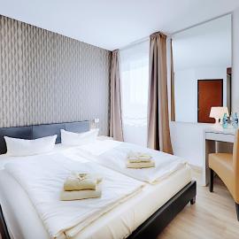 REGIOHOTEL Leipzig West，位于施科伊迪茨的酒店