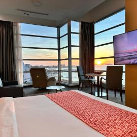 Hotel 7 Suria,位于哥打京那巴鲁的酒店