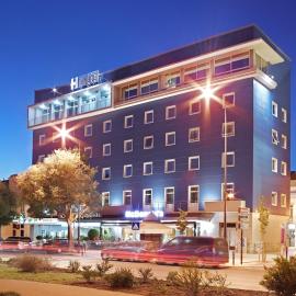 Luna Esperanca Centro Hotel，位于塞图巴尔的酒店