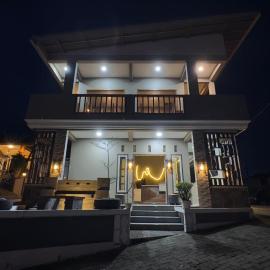 Sky View Bromo Guest House，位于Ngadisari的酒店