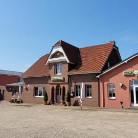 Zum alten Bahnhof，位于Blunk的酒店