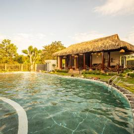 Lá Retreat near Ba Na Hills，位于Thôn Phước Sơn的酒店