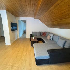 BigTop-Appartement in Wald，位于Wald的酒店