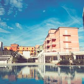 Ai Pozzi Village & SPA，位于洛阿诺的酒店