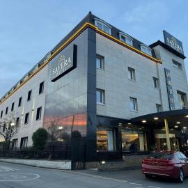 Savera Hotel South Ruislip，位于希灵登的酒店