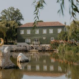 Quinta do Pinheiro Hotel E Eventos by Grupo Quinta dos Lagos，位于瓦尔杜德弗拉德斯的酒店